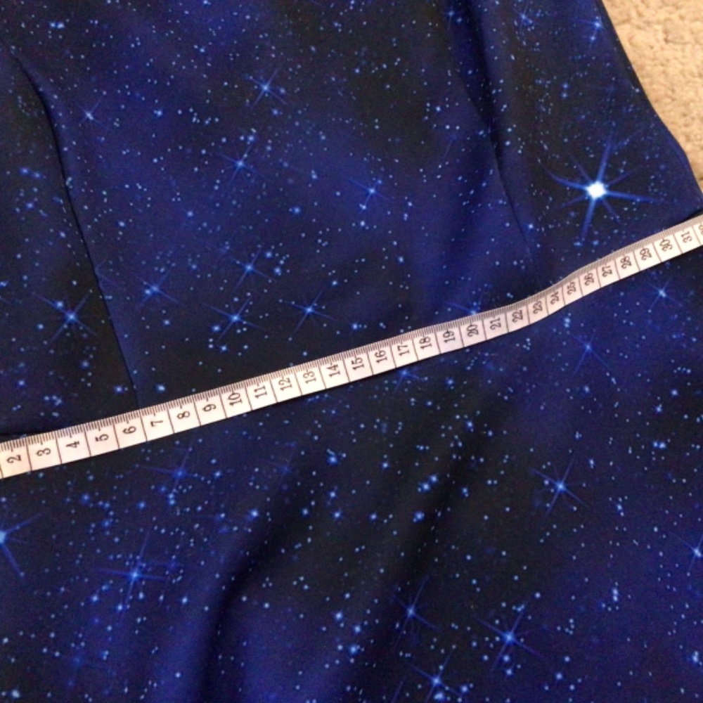 Dress - Picture 3 of 7